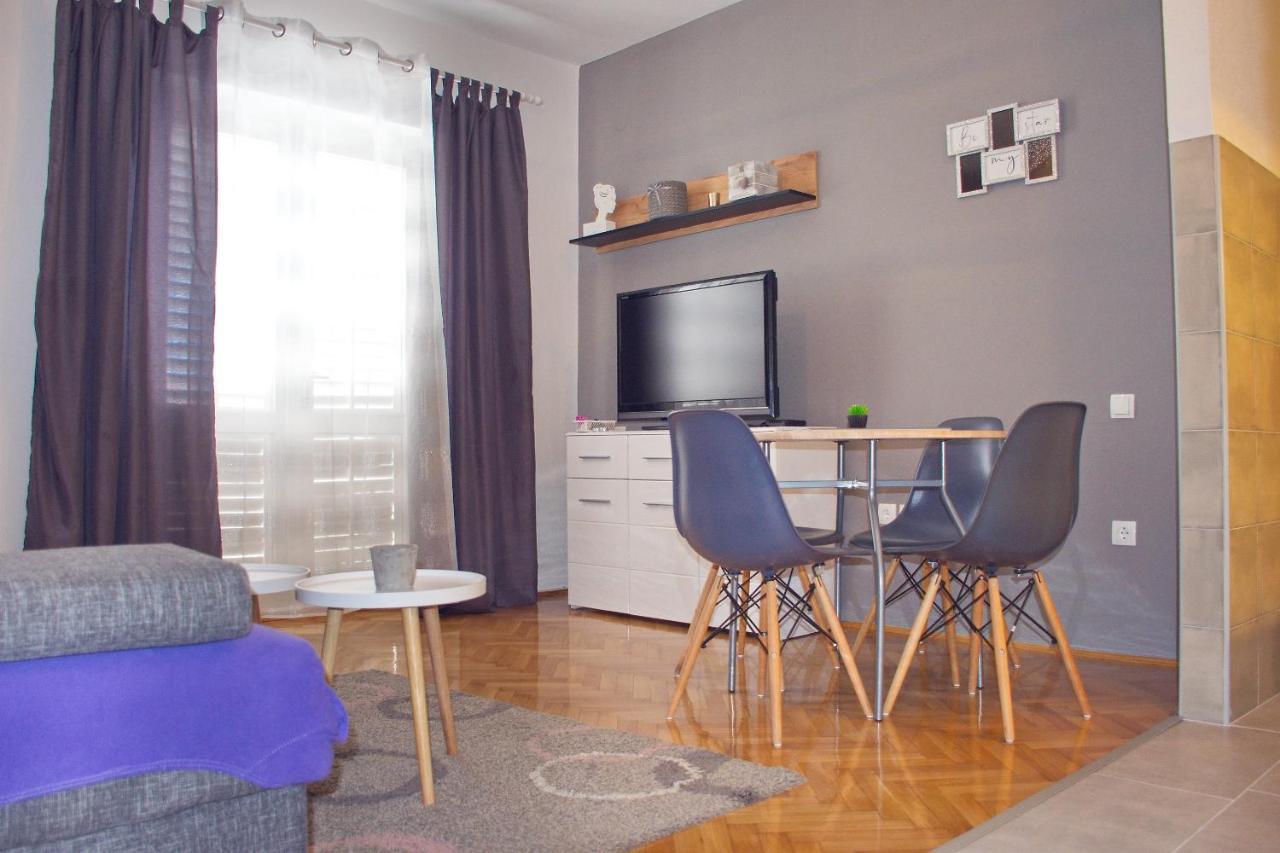 Apartments Mike ノヴァリャ エクステリア 写真