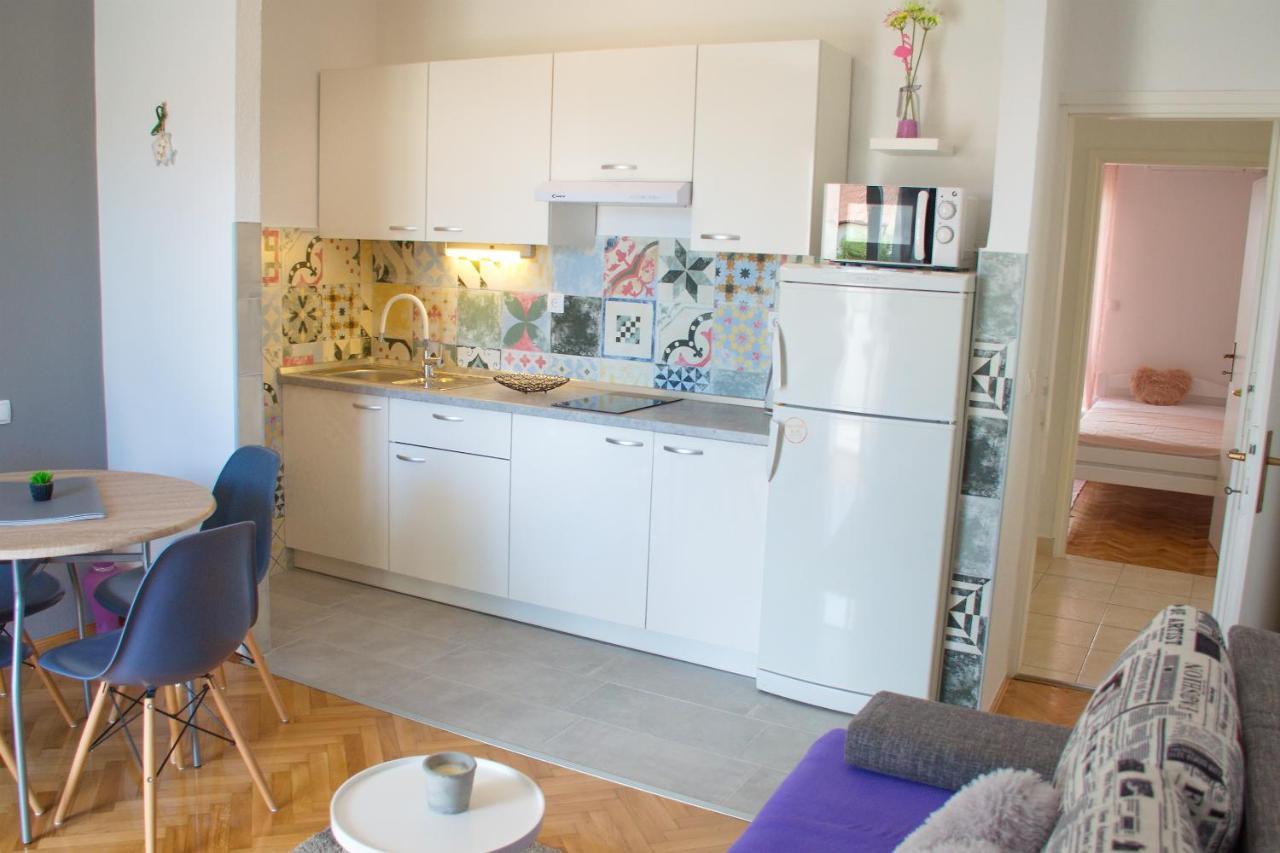 Apartments Mike ノヴァリャ エクステリア 写真