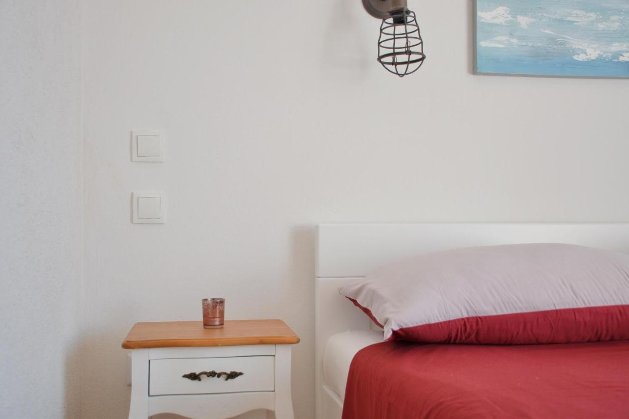 Apartments Mike ノヴァリャ エクステリア 写真