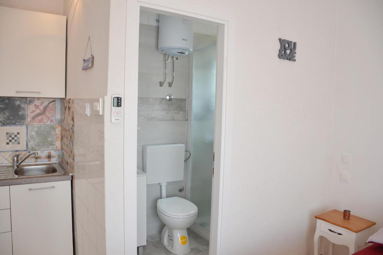 Apartments Mike ノヴァリャ エクステリア 写真